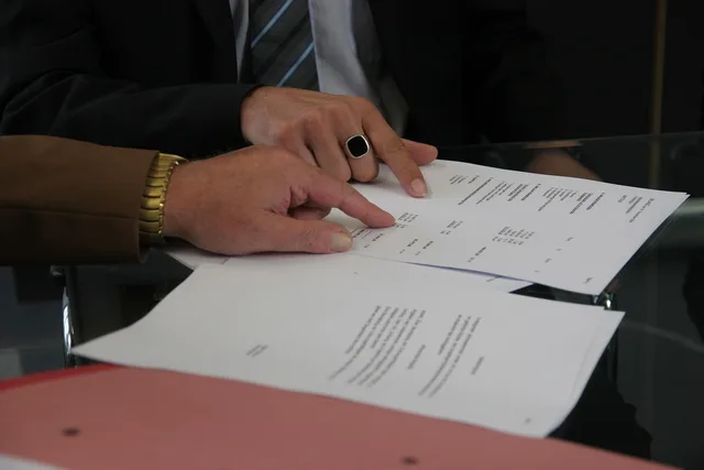 contract, consultation, office, meeting, boss, secretary, hand, understanding, arrangement, decision, agreement, convention, desk, lease, sign, signing, conclusion, contract, contract, contract, contract, contract, consultation, meeting, agreement, lease. Payroll software contracts should settle who does what before anyone is paid